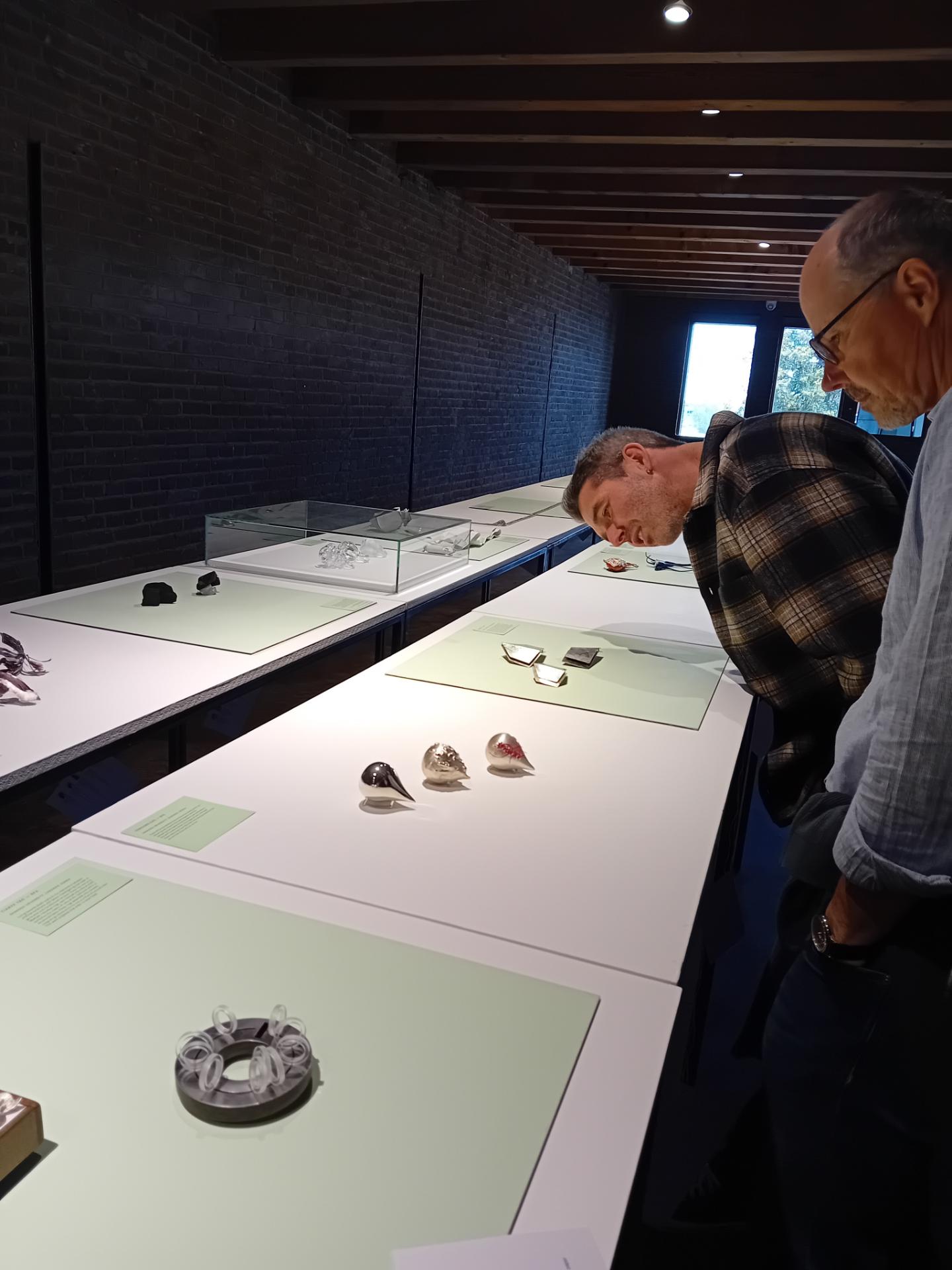 Werk van internationale afgestudeerden in Galerie Marzee